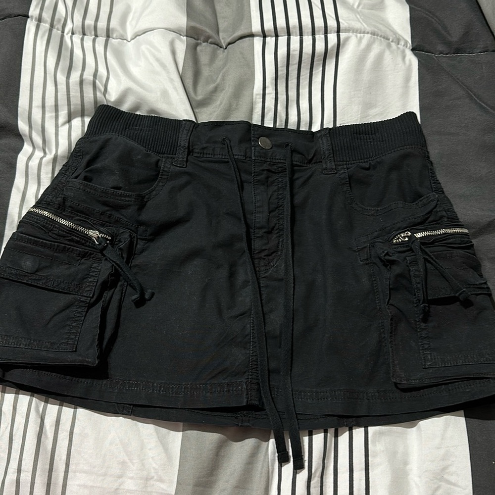 AE Snappy Stretch High-Waisted Cargo Mini Skort